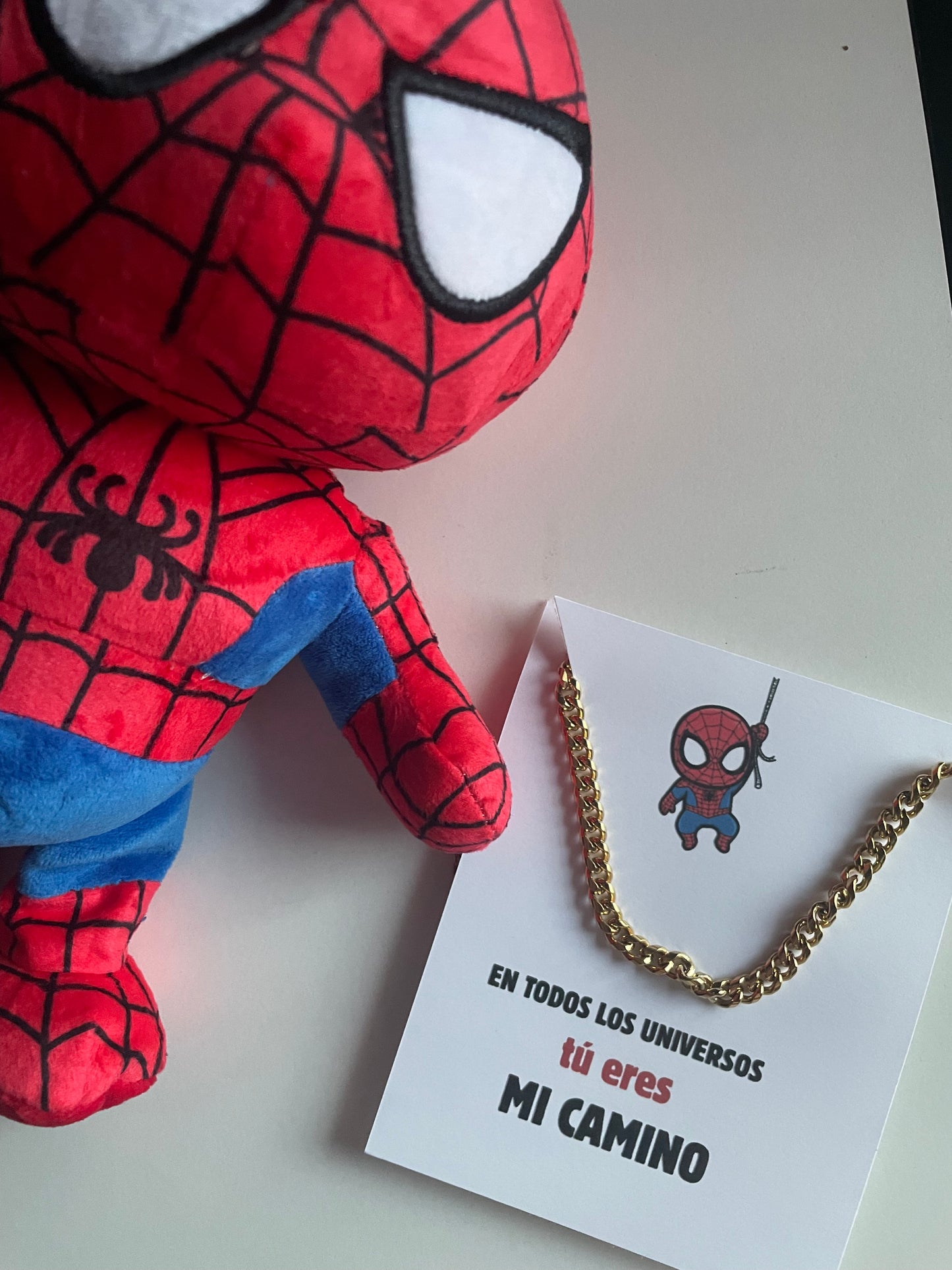 Cadena oro de 18k y peluche Spiderman 🕷️