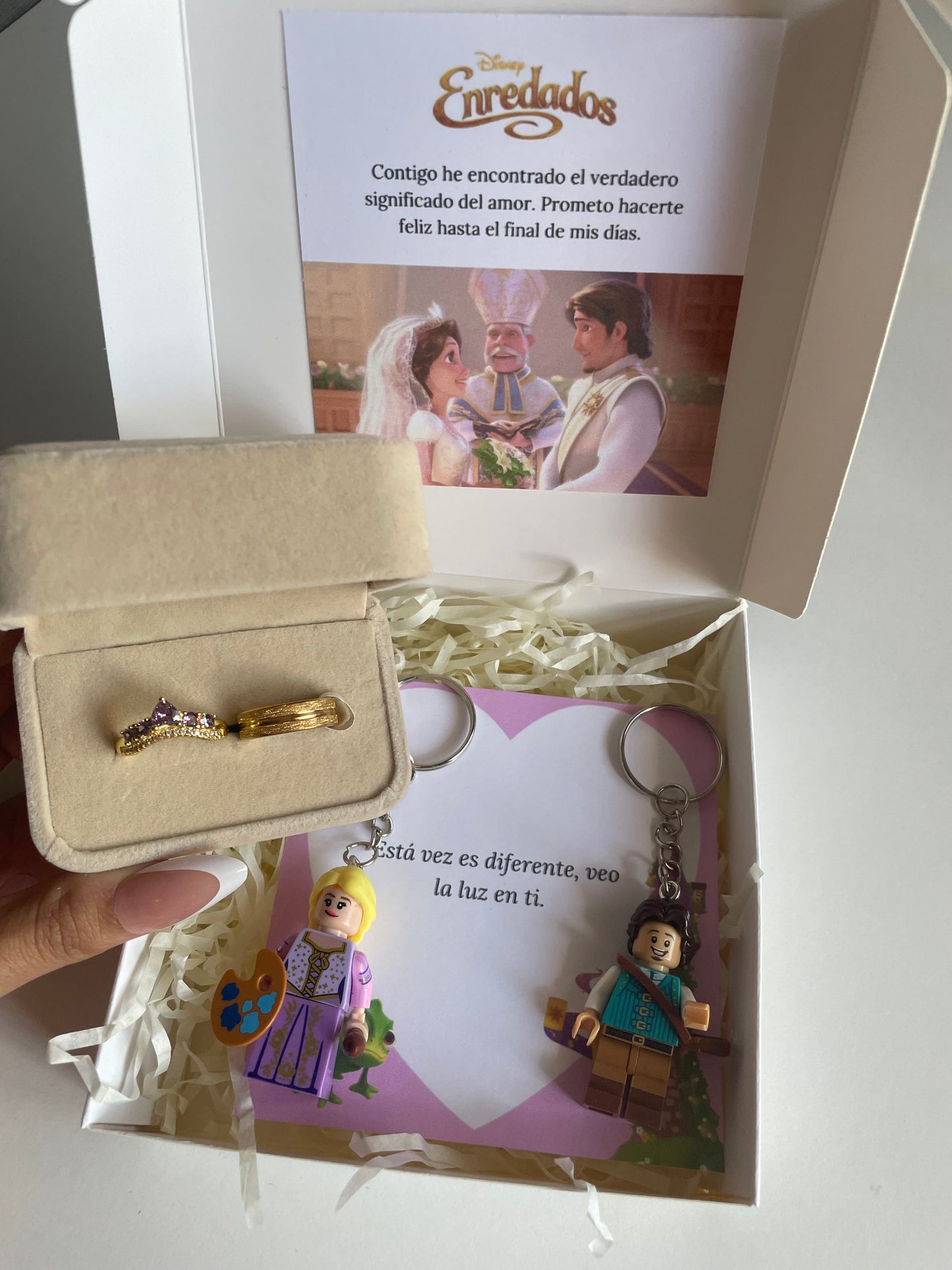 Caja regalo Enredados ☀️