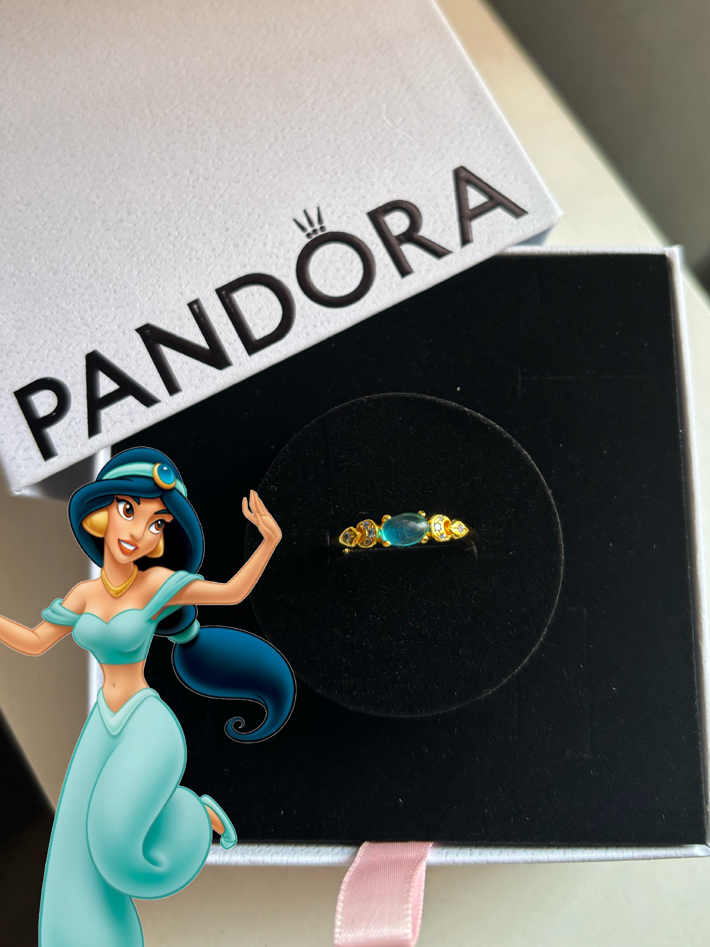 Anillo Jasmín Pandora 🧞‍♂️