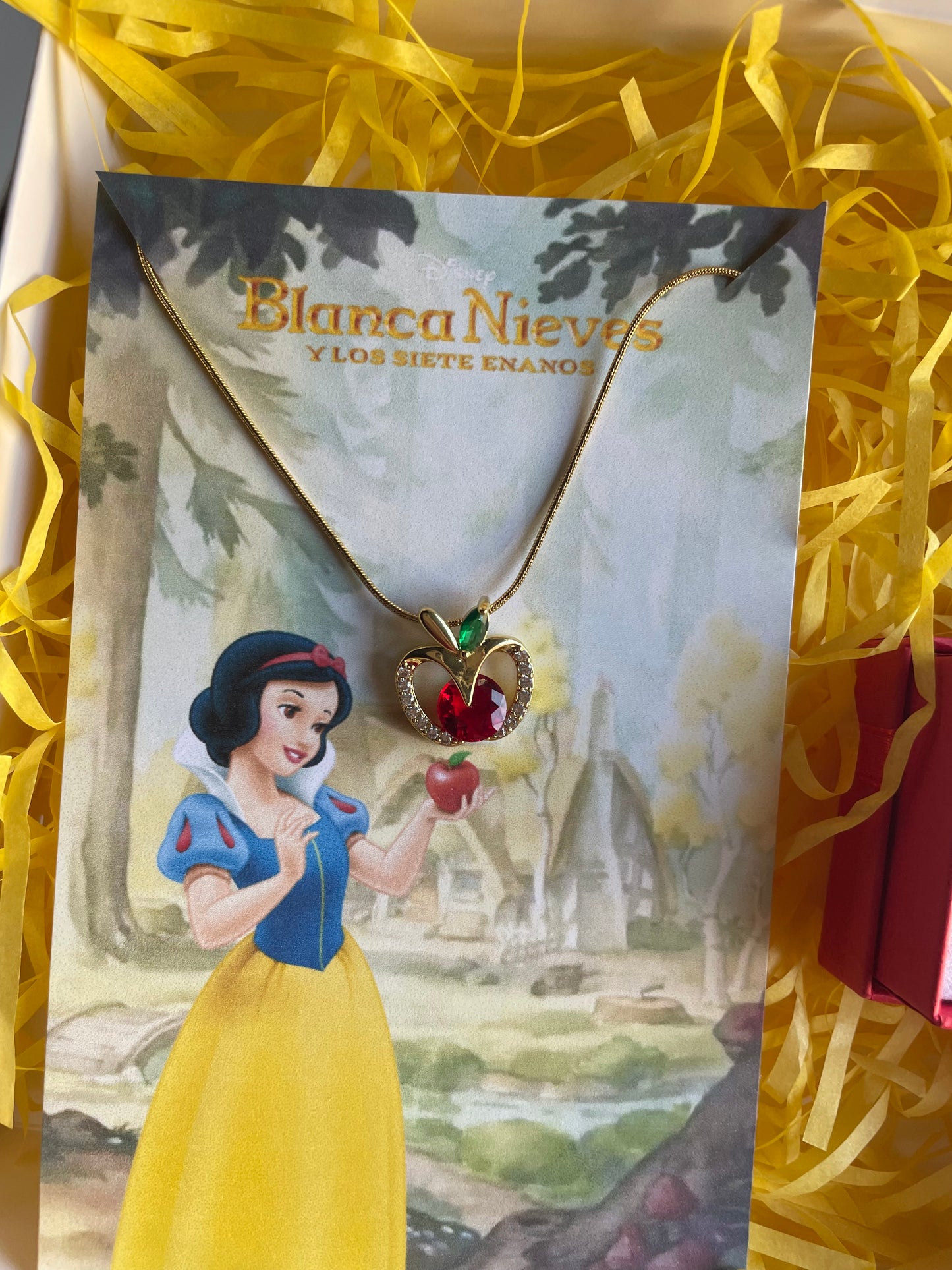 Pack collar y anillo de Blancanieves