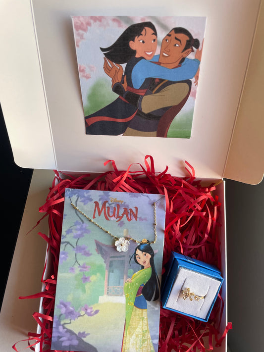 Pack collar y anillo Mulan