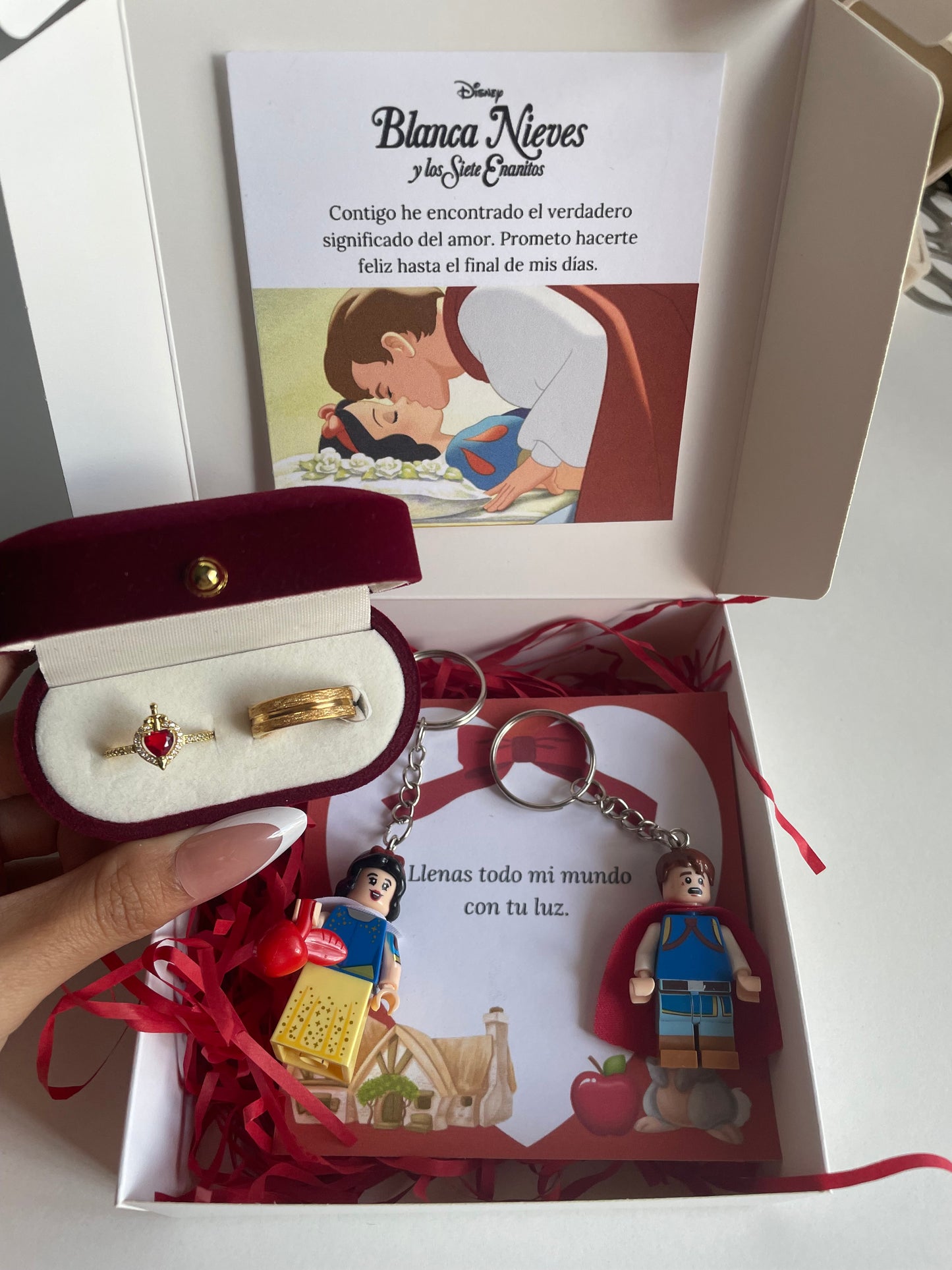 Caja regalo Blancanieves 🍎